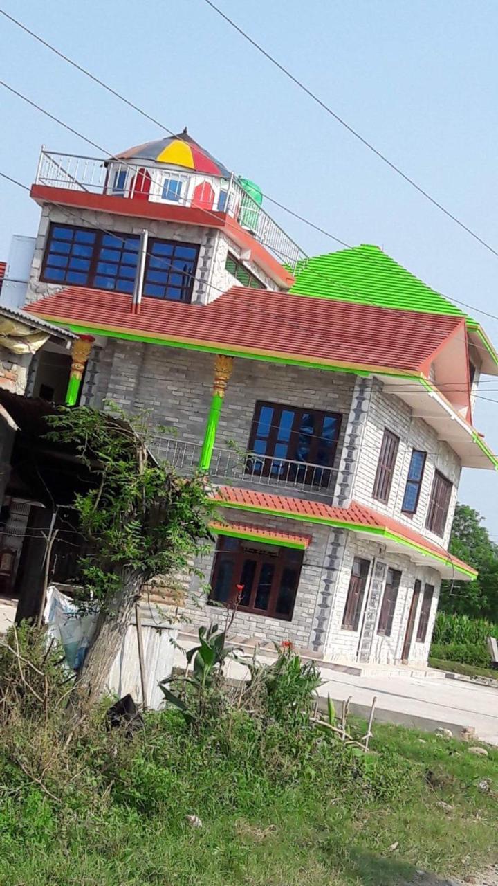 Chitwan Homestay Bharatpur  Bagian luar foto