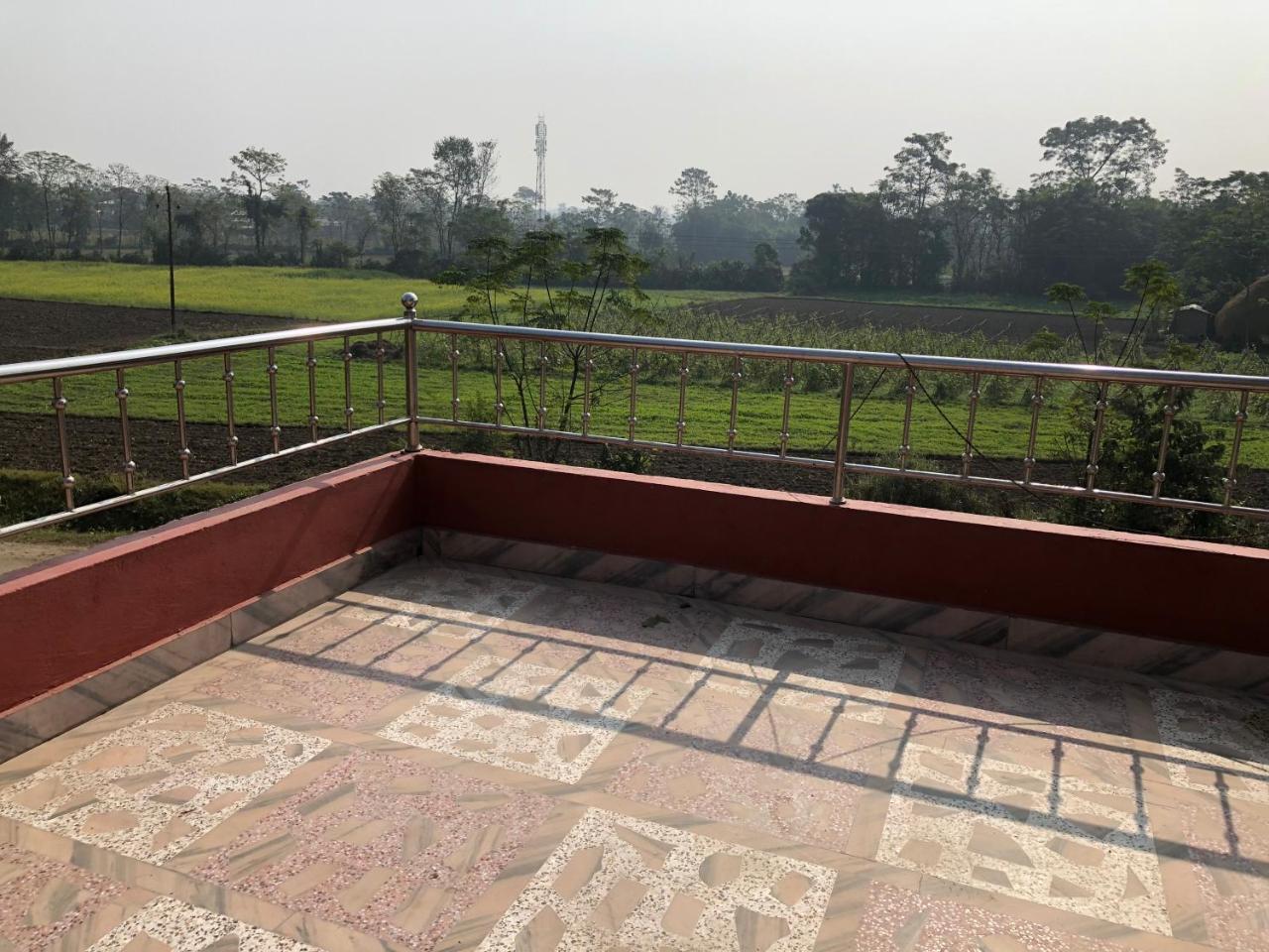 Chitwan Homestay Bharatpur  Bagian luar foto